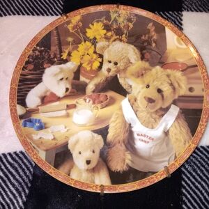Adorable Bear Family Kitchen Scene Decorative Plate